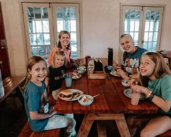 Thanksgiving-family-camp